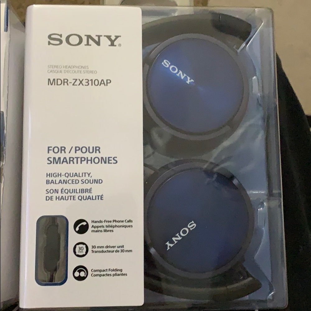 Sony MDR-ZX310AP Headphones - BNIB
